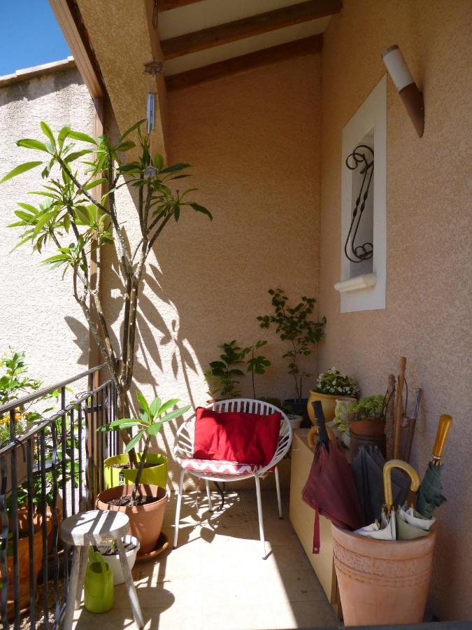 Chez Patrick Roujan Bed & Breakfast ภายนอก รูปภาพ