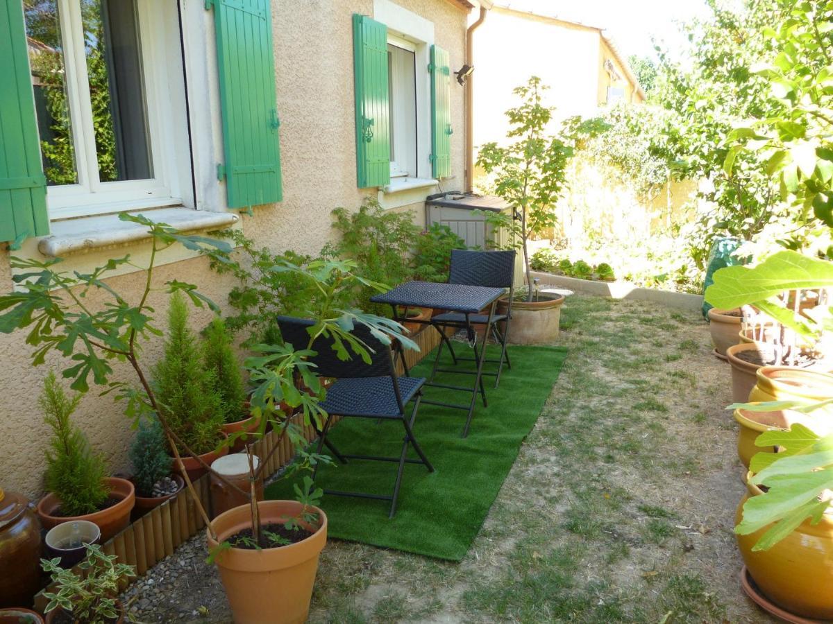 Chez Patrick Roujan Bed & Breakfast ภายนอก รูปภาพ
